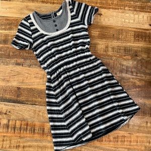 Persnickety girls size 16 dress.